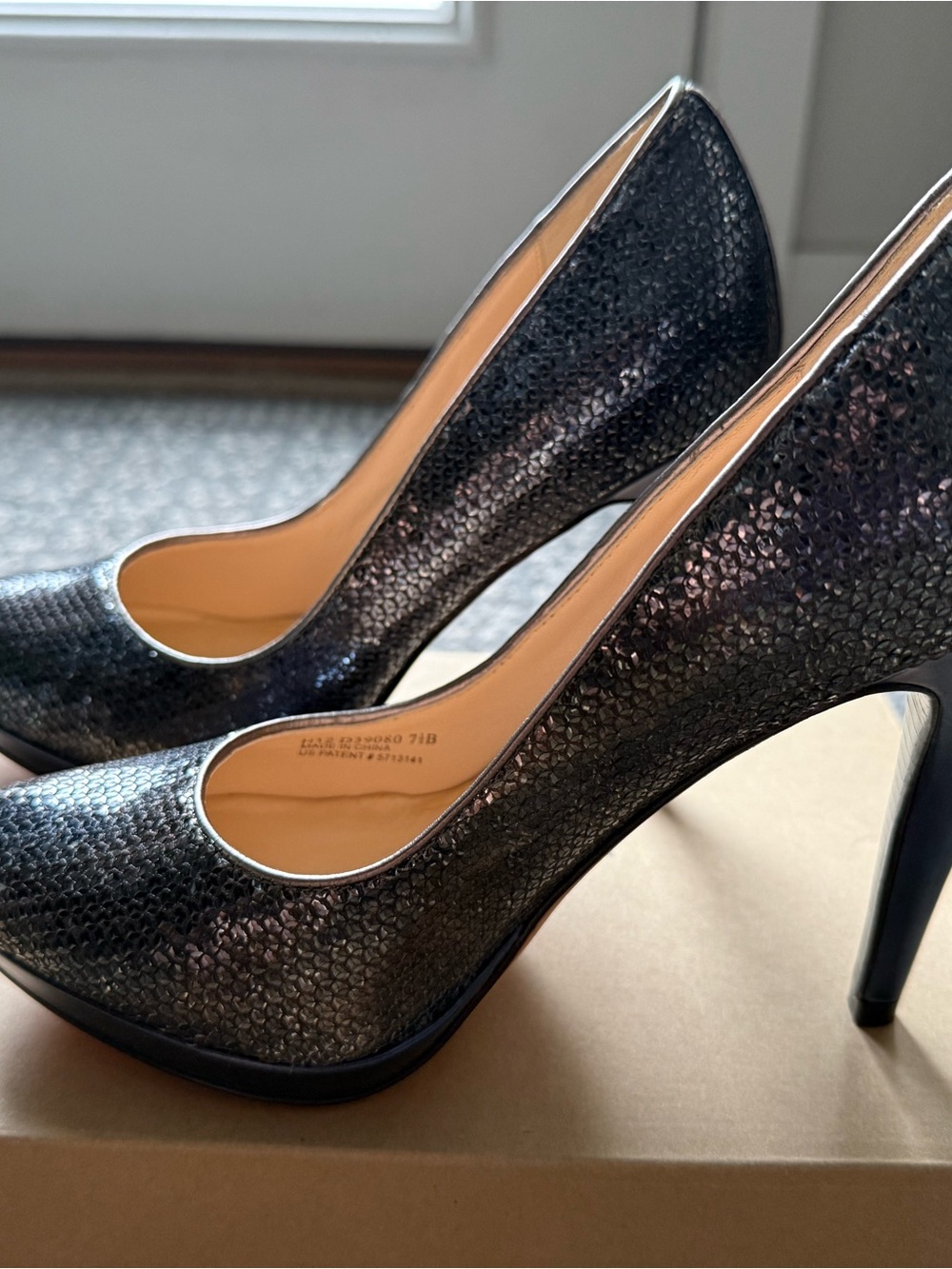 Women's Metallic Platinum High Heel Platform Pumps